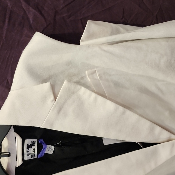 Future Collective Cold Shoulder Blazer ⭐️NWT!⭐️ - Picture 5 of 6